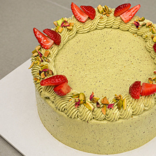 Pistachio Strawberry Cake