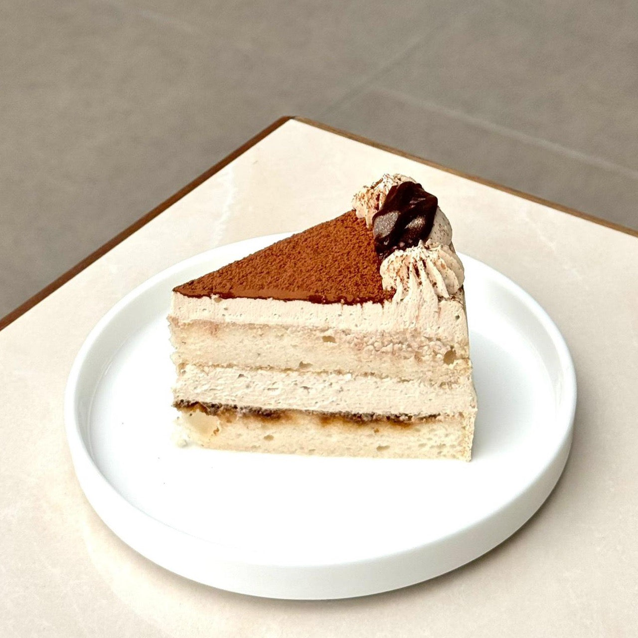 Classic tiramisu cake